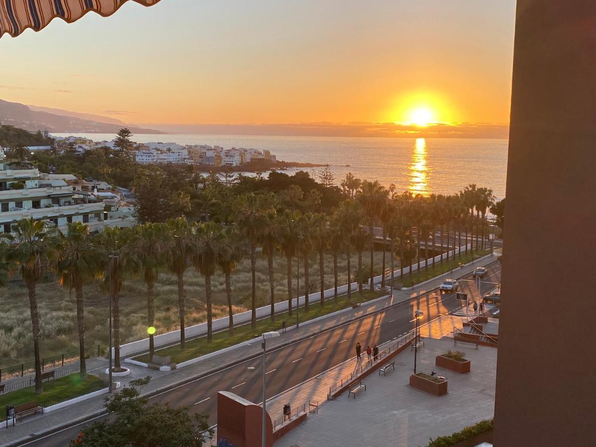 Loft Vistas Playa Jardin Apartment *